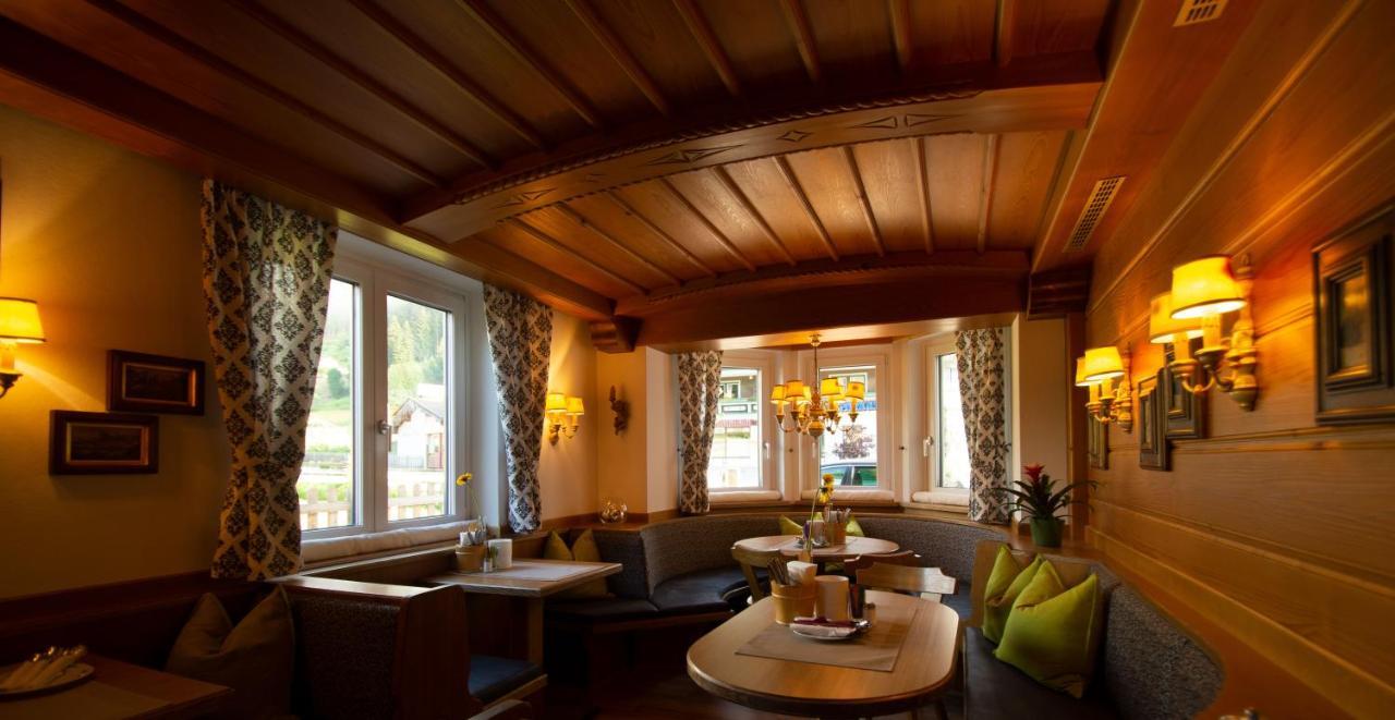 Essl In Filzmoos Hotel Exterior photo