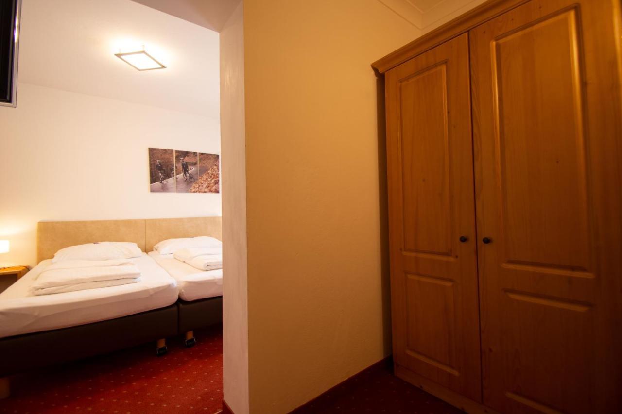 Essl In Filzmoos Hotel Exterior photo