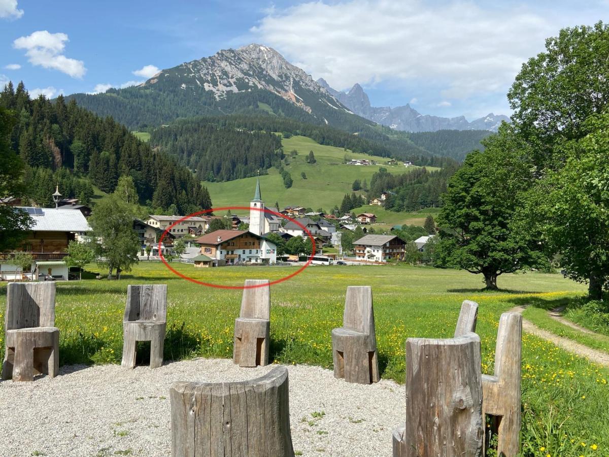 Essl In Filzmoos Hotel Exterior photo